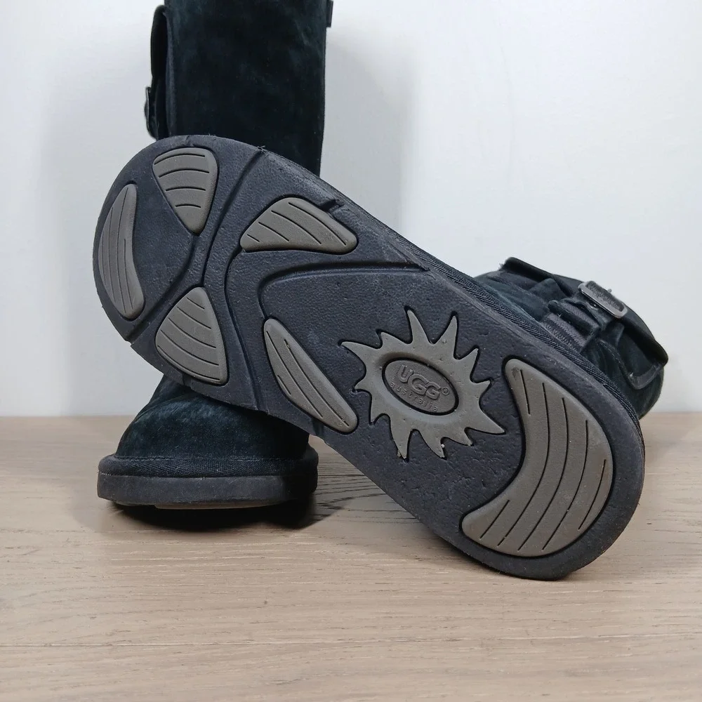 UGG pre owned